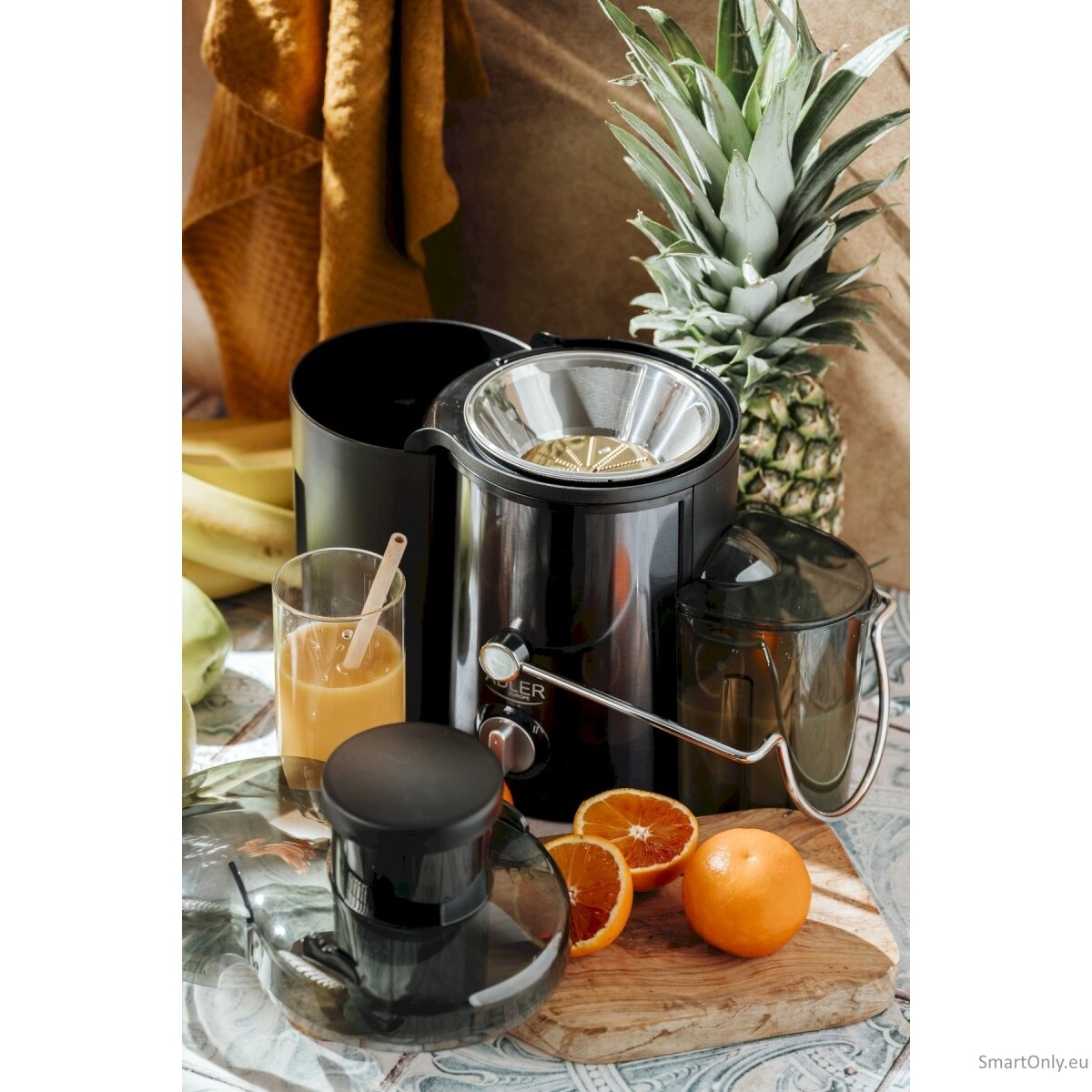 Adler AD 4132 | Type Juicer maker | Dark Inox | 800 W | Number of speeds 3 7 Adler AD 4132 | Type Juicer maker | Dark Inox | 800 W | Number of speeds 3 7