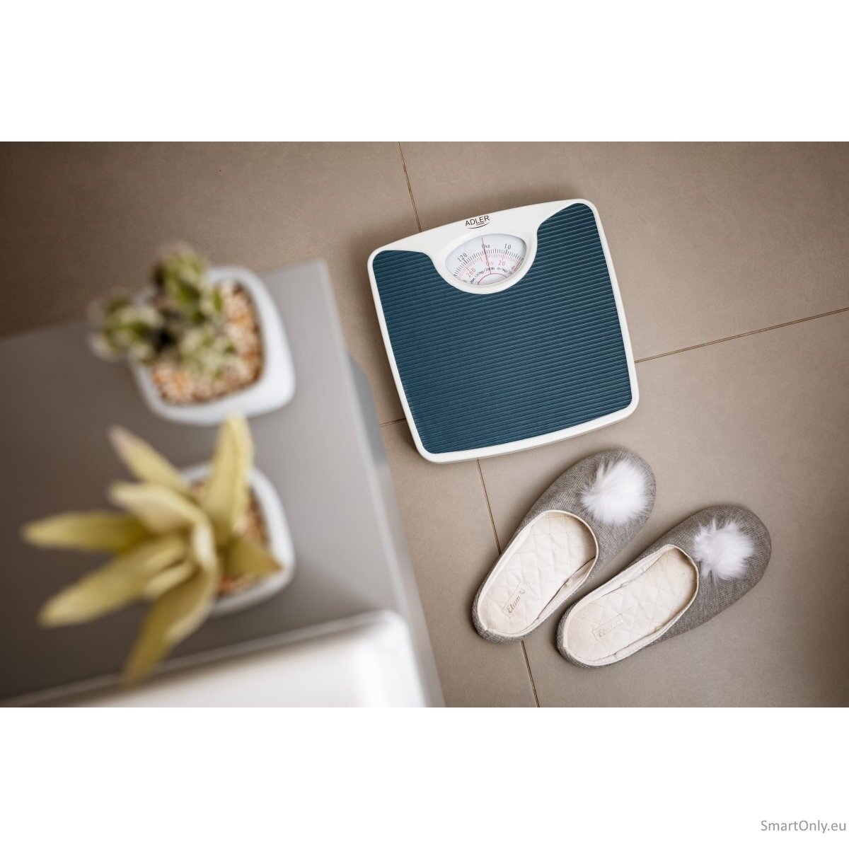 Adler | Mechanical bathroom scale | AD 8151b | Maximum weight (capacity) 130 kg | Accuracy 1000 g | Blue/White 3