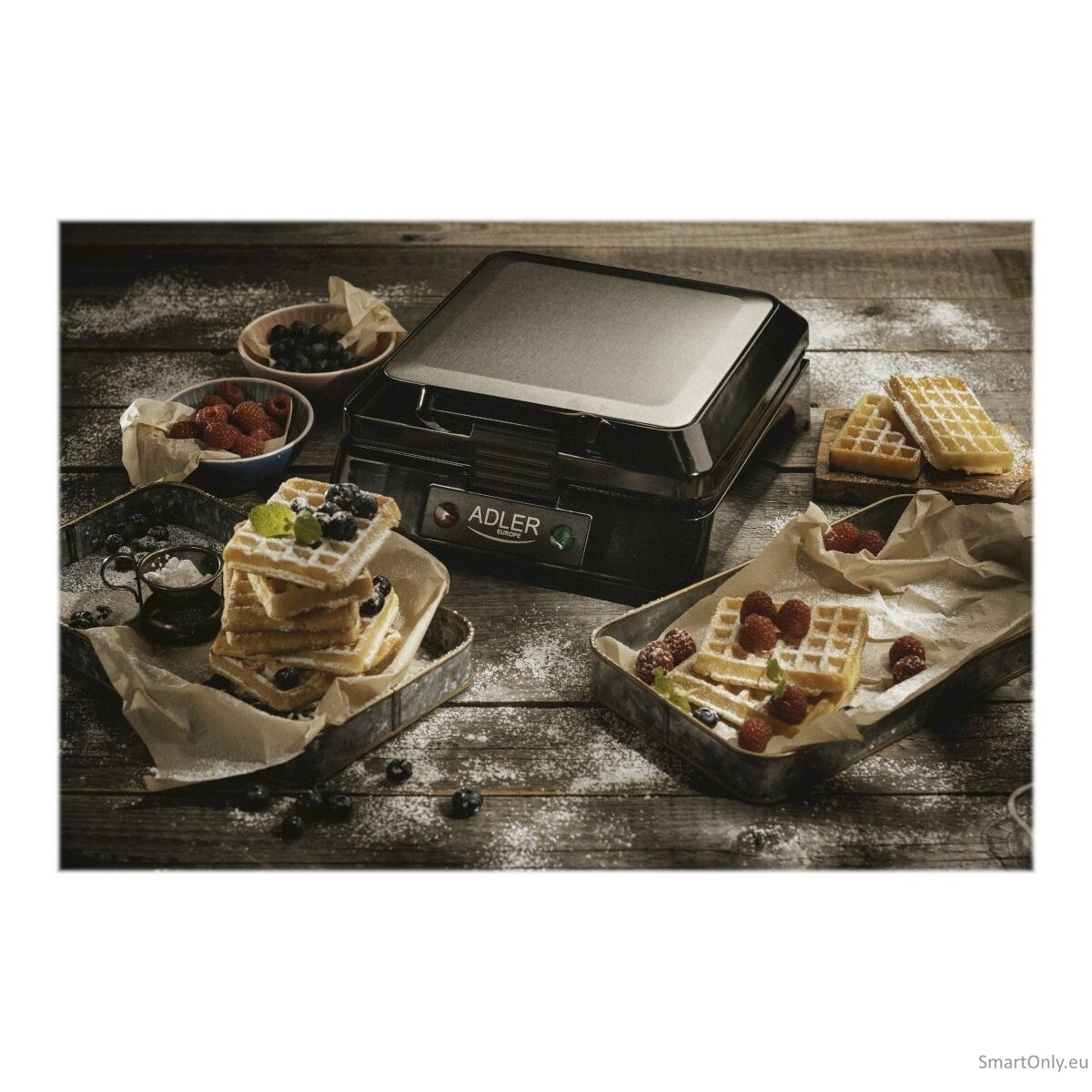 Adler Waffle maker AD 3036 1500 W Number of pastry 4 Belgium Black 8