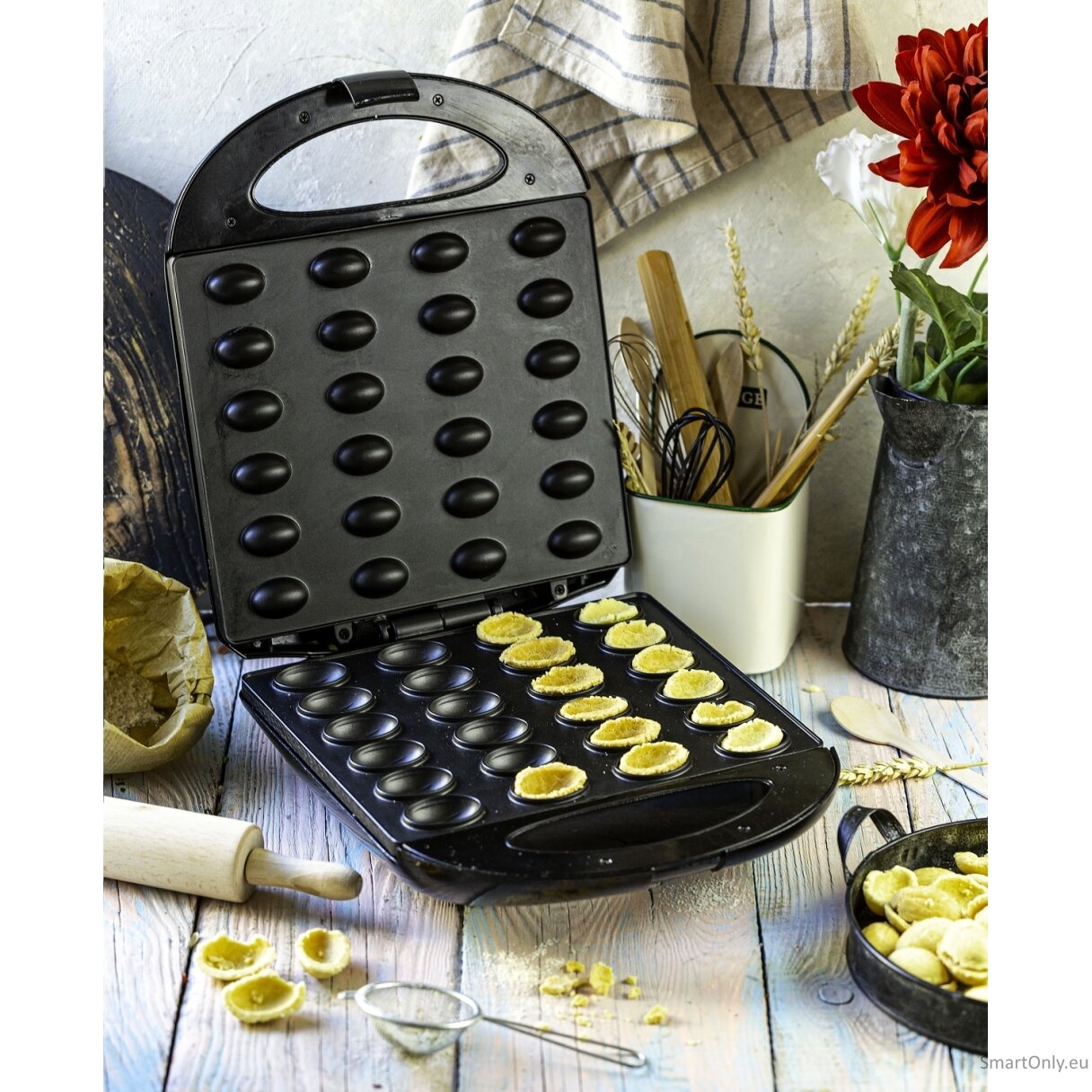 Adler Nut Maker XL (24 pcs) AD 3039b Nut Maker 1600W EU Plug 5 Adler Nut Maker XL (24 pcs) AD 3039b Nut Maker 1600W EU Plug 5