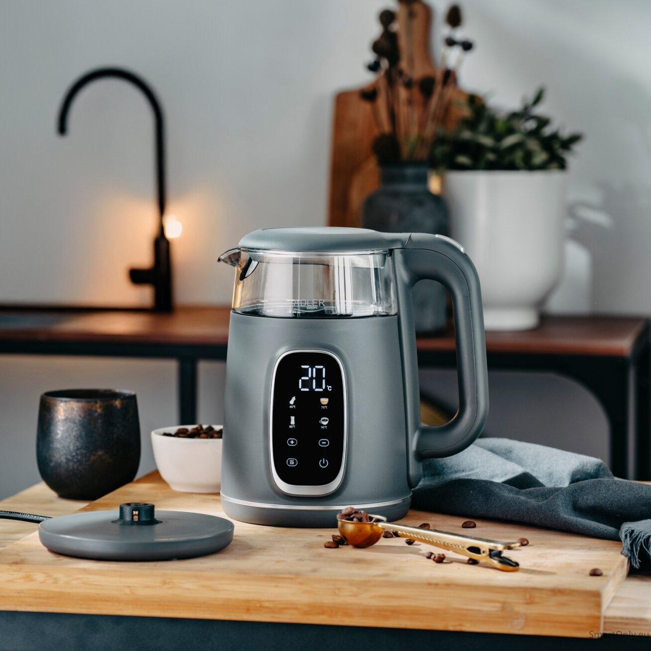 Adler Kettle with LED Display | AD 1305 | Electric | 2200 W | 1.7 L | Plastic | 360° rotational base | Grey 10