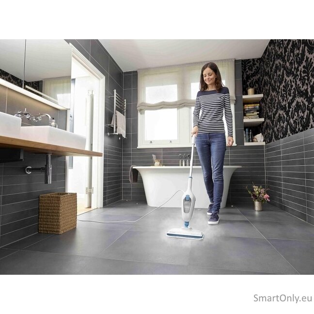 BLACK & DECKER Steam mop | FSM13E1-QS | Power 1300 W | Water tank capacity 0.38 L | White 4 BLACK & DECKER Steam mop | FSM13E1-QS | Power 1300 W | Water tank capacity 0.38 L | White 4