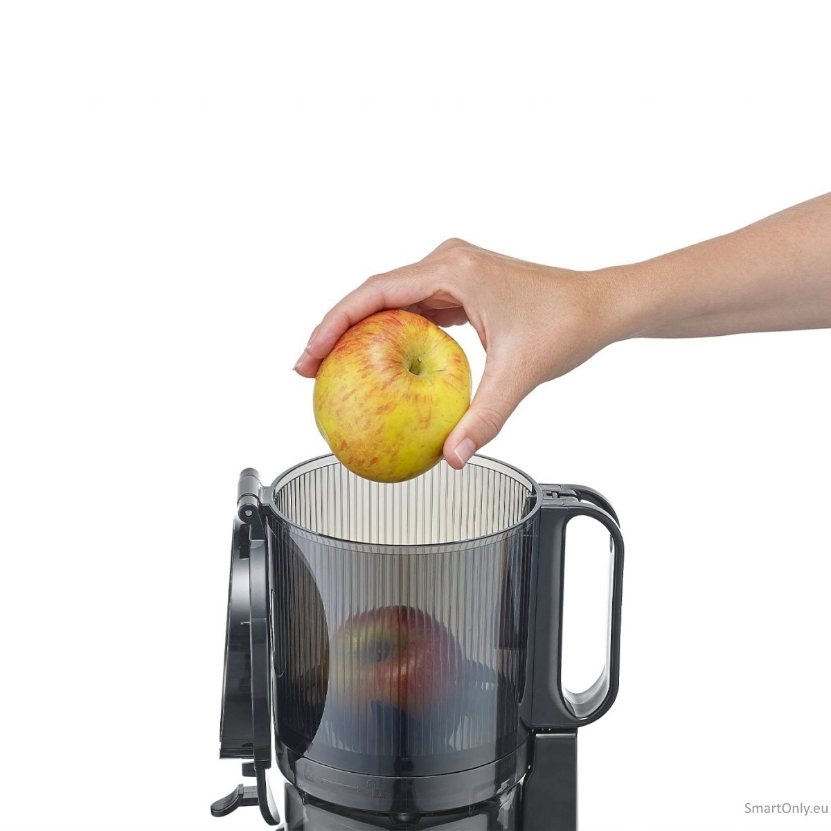Caso | Design Slow Juicer | SJW 600 XL | Type Slow Juicer | Black | 250 W | Number of speeds 1 | 40 RPM 4 Caso | Design Slow Juicer | SJW 600 XL | Type Slow Juicer | Black | 250 W | Number of speeds 1 | 40 RPM 4