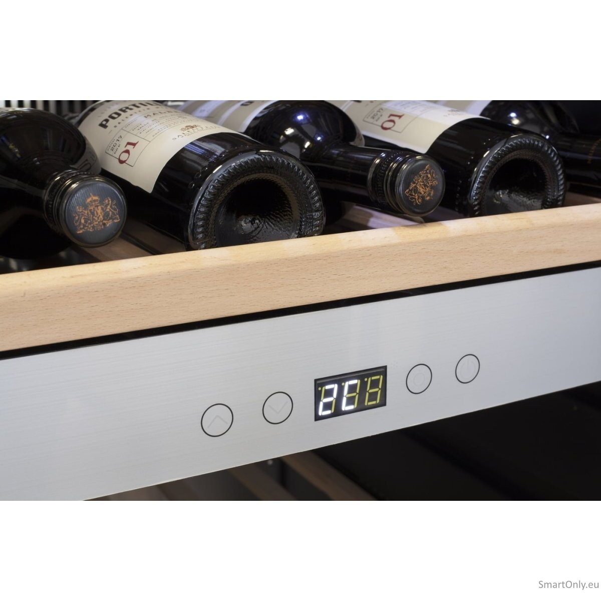Caso | Wine cooler | WineChef Pro 40 | Energy efficiency class G | Free standing | Bottles capacity Up to 40 bottles | Cooling type Compressor technology | Stainless steel/Black 4 Caso | Wine cooler | WineChef Pro 40 | Energy efficiency class G | Free standing | Bottles capacity Up to 40 bottles | Cooling type Compressor technology | Stainless steel/Black 4