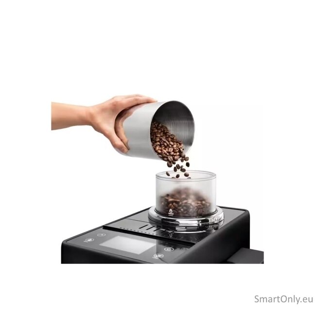Delonghi Coffee Machine | EXAM 440.35.B RIVELIA | Pump pressure 19 bar | Built-in milk frother | Automatic | 1450 W | Onyx Black 5 Delonghi Coffee Machine | EXAM 440.35.B RIVELIA | Pump pressure 19 bar | Built-in milk frother | Automatic | 1450 W | Onyx Black 5