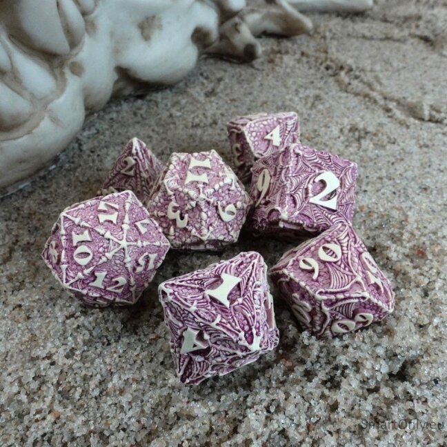 Dracopolis Dice Set - The Yucatan Featherwing Q WORKSHOP 4 Dracopolis Dice Set - The Yucatan Featherwing Q WORKSHOP 4