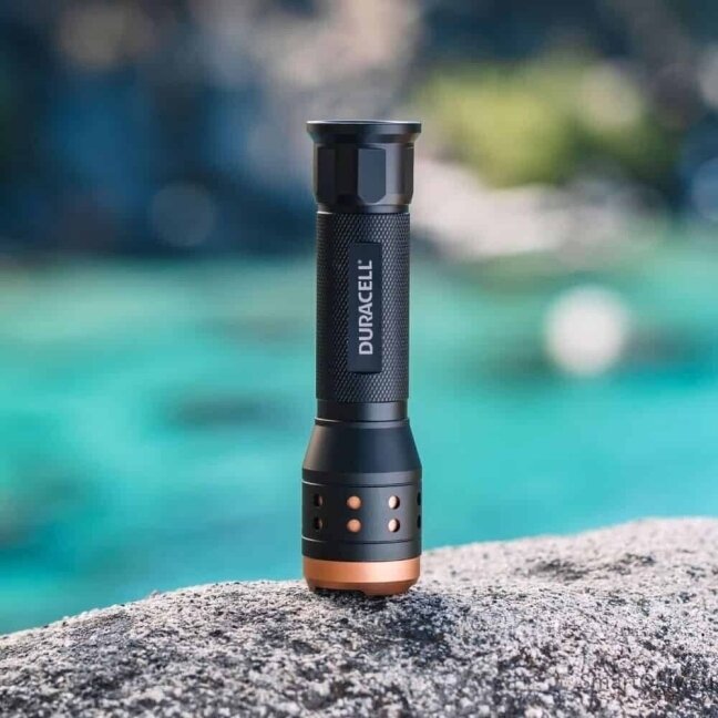 Duracell Aluminum Focusing LED Flashlight 550 Lumens 8