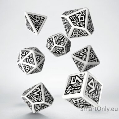 dwarven-kauliuku-rinkinys-baltos-ir-juodos-spalvos-1
