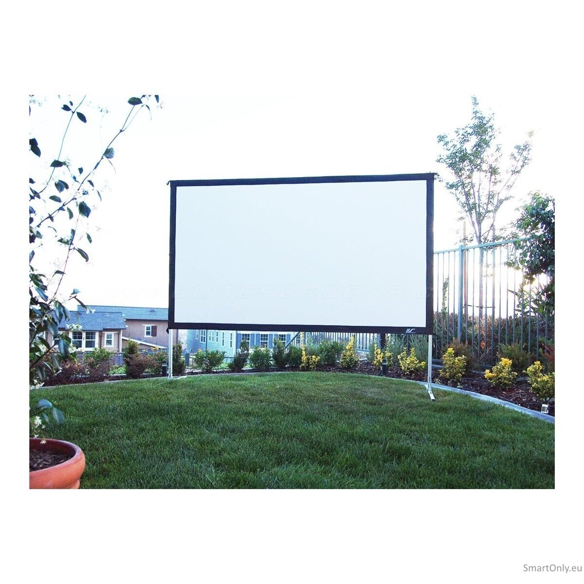 Elite Screens Yard Master 2 Mobile Outdoor screen CineWhite OMS100H2 Diagonal 100 ", 16:9, Viewable screen width (W) 222 cm 3 Elite Screens Yard Master 2 Mobile Outdoor screen CineWhite OMS100H2 Diagonal 100 ", 16:9, Viewable screen width (W) 222 cm 3