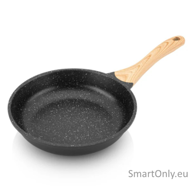 ETA | Pan | ETA792990000 TITANIUM II | Universal | Diameter 24 cm | Electric, induction, gas, glass ceramics | Suitable for induction hob | Fixed handle | Black ETA | Pan | ETA792990000 TITANIUM II | Universal | Diameter 24 cm | Electric, induction, gas, glass ceramics | Suitable for induction hob | Fixed handle | Black