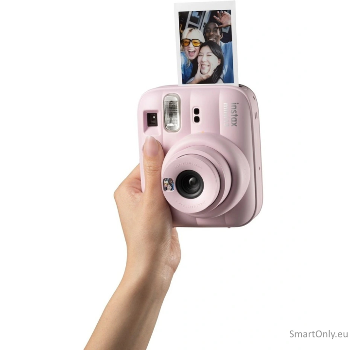 Fujifilm Instant Camera | Instax mini 13 | Pink | 0.3m - ∞ | 800 1 Fujifilm Instant Camera | Instax mini 13 | Pink | 0.3m - ∞ | 800 1
