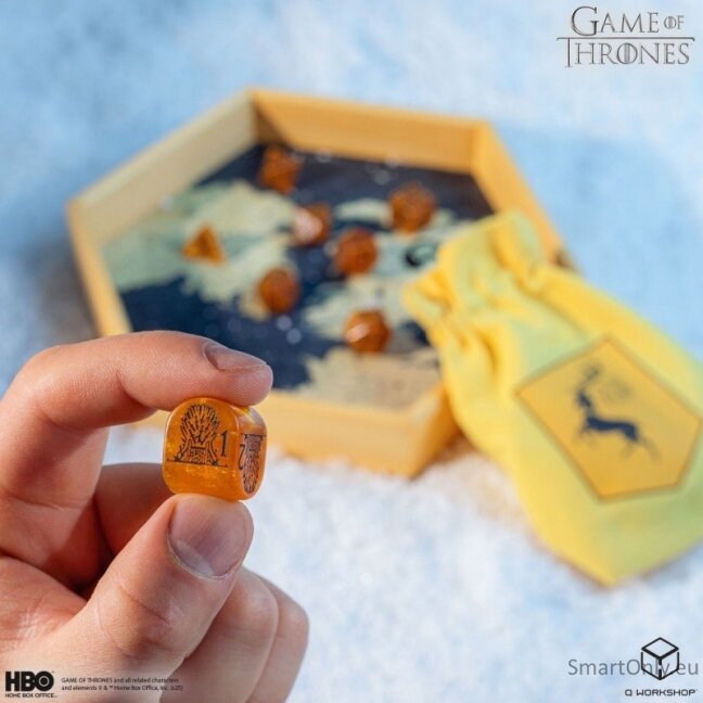Game of Thrones. Baratheon kauliukų rinkinys Q-WORKSHOP 4 Game of Thrones. Baratheon kauliukų rinkinys Q-WORKSHOP 4