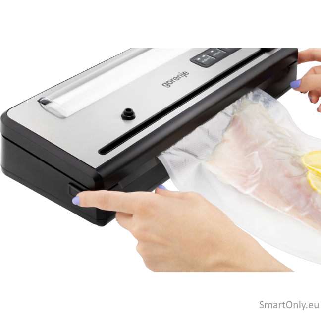 Gorenje Vacuum sealer | VS110BE | Power 110 W | Black/Silver 5 Gorenje Vacuum sealer | VS110BE | Power 110 W | Black/Silver 5