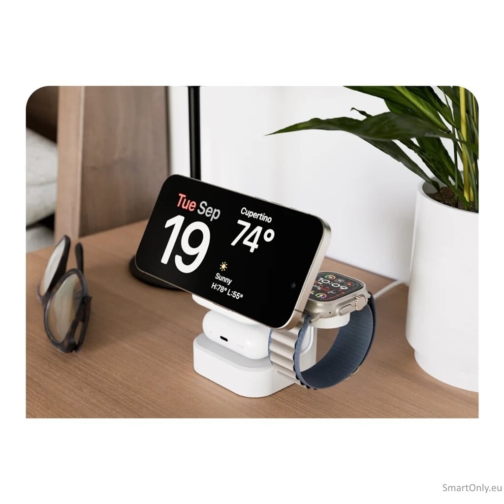Hyper Hyperjuice® Qi2 3-in-1 Magnetic Charging Stand, White | Hyper 10 Hyper Hyperjuice® Qi2 3-in-1 Magnetic Charging Stand, White | Hyper 10