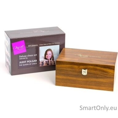 judit-polgar-deluxe-mediniu-sachmatu-figuru-rinkinys-dezuteje-dgt