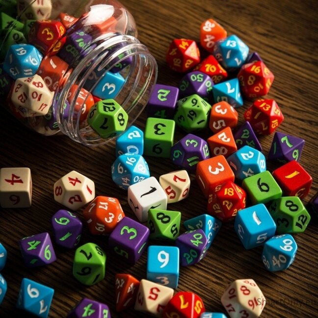 Klasikinių RPG Kauliukų rinkinys 80 vnt. Q-workshop 2