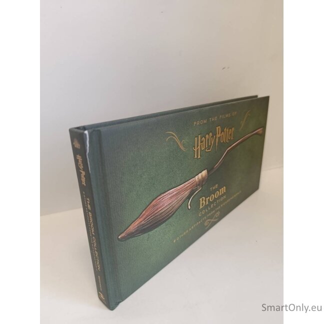 Kosmetinis defektas Harry Potter The Broom Collection Insight Editions 3 Kosmetinis defektas Harry Potter The Broom Collection Insight Editions 3