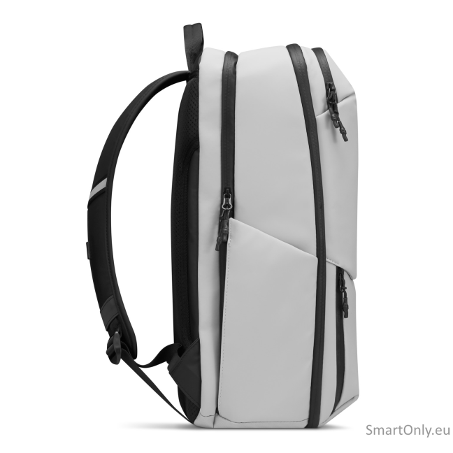 Lenovo Accessories Legion 17" Gaming Backpack GB800 (Light Gray) 8 Lenovo Accessories Legion 17" Gaming Backpack GB800 (Light Gray) 8