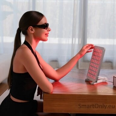 Nanoleaf | Red Light Therapy Panel