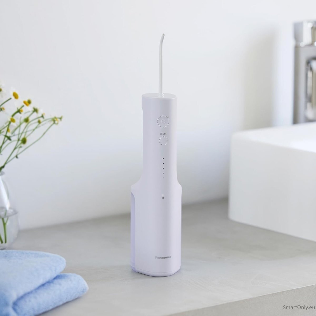 Panasonic EW-DJ26-V303 Oral Irrigator, White 2 Panasonic EW-DJ26-V303 Oral Irrigator, White 2