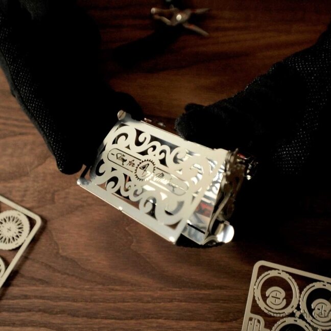Perfecto Card Case kontstruktorius Time For Machine 5