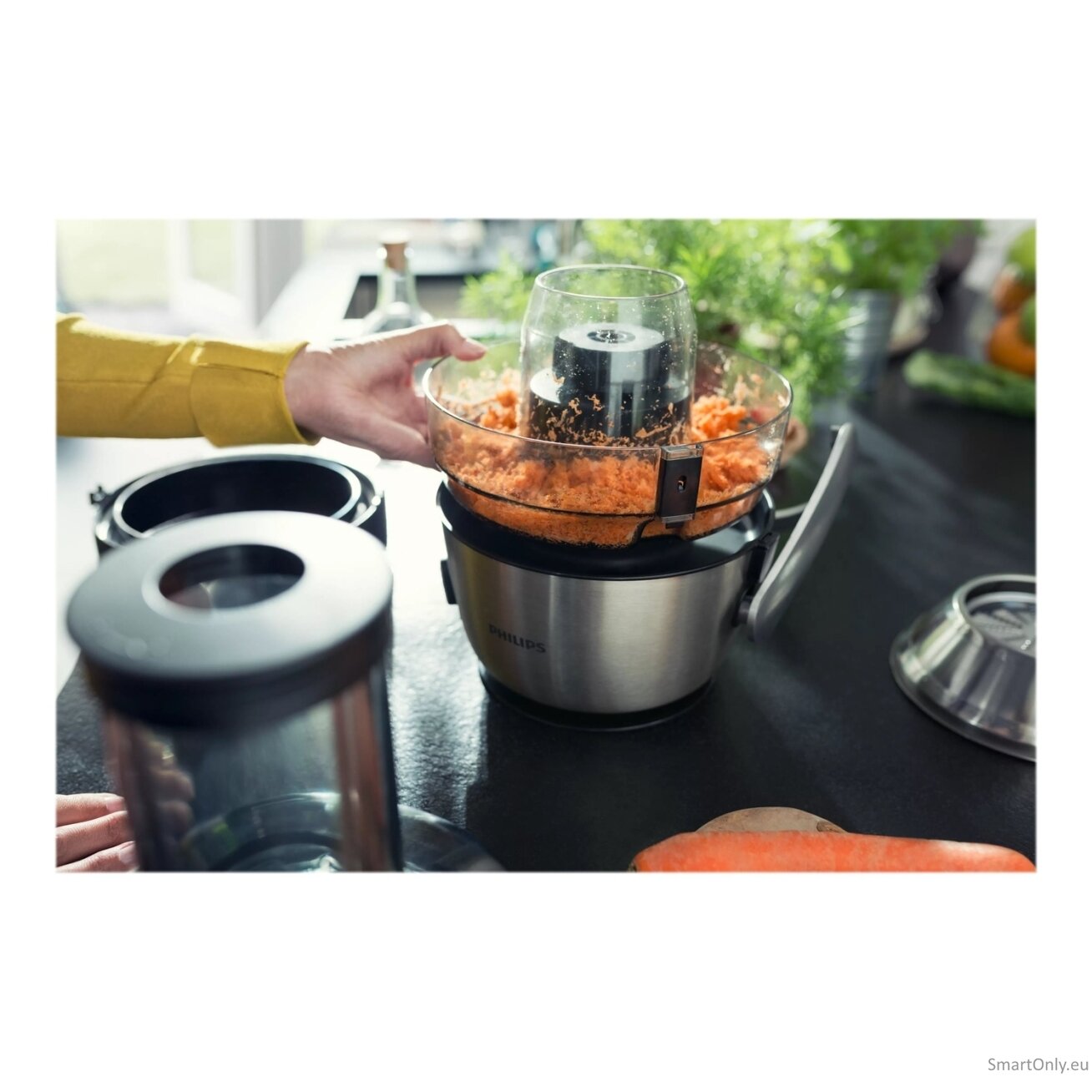 Philips | Juicer | HR1922/21 Avance collection | Type Juicer maker | Stainless steel | 1200 W | Number of speeds 2 | 9500 RPM 8 Philips | Juicer | HR1922/21 Avance collection | Type Juicer maker | Stainless steel | 1200 W | Number of speeds 2 | 9500 RPM 8