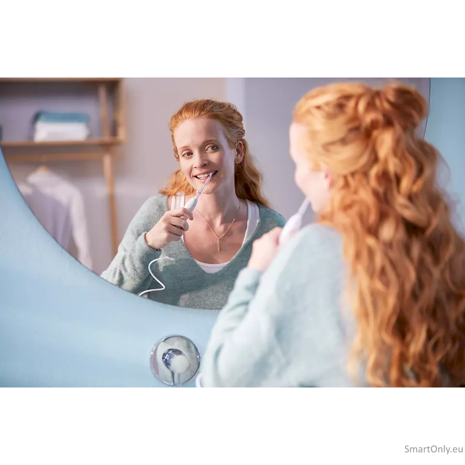 Philips Oral Irrigator HX3911/40 Sonicare Power Flosser 7000 600 ml, Number of heads 4, White 1