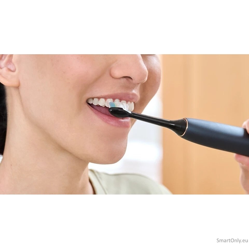 Philips Replacement brush heads | HX6062/88 Sonicare Optimal White | Heads | For adults | Number of brush heads included 2 | Black 4 Philips Replacement brush heads | HX6062/88 Sonicare Optimal White | Heads | For adults | Number of brush heads included 2 | Black 4
