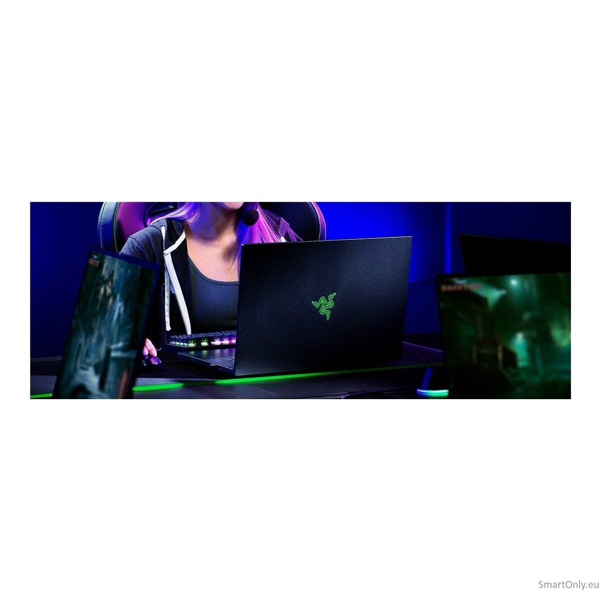 Razer Blade 16 RZ09-05818EN4-R3E1 | Black | 16 " | OLED | QHD+ | 2560 x 1600 pixels | 240 Hz | Intel Core Ultra 9 | 386H | 64 GB | LPDDR5X | Solid-state drive capacity 1000 GB | NVIDIA GeForce RTX 5080 | GDDR7 | 16 GB | Windows 11 Home | 802.11be | Blueto 10 Razer Blade 16 RZ09-05818EN4-R3E1 | Black | 16 " | OLED | QHD+ | 2560 x 1600 pixels | 240 Hz | Intel Core Ultra 9 | 386H | 64 GB | LPDDR5X | Solid-state drive capacity 1000 GB | NVIDIA GeForce RTX 5080 | GDDR7 | 16 GB | Windows 11 Home | 802.11be | Blueto 10