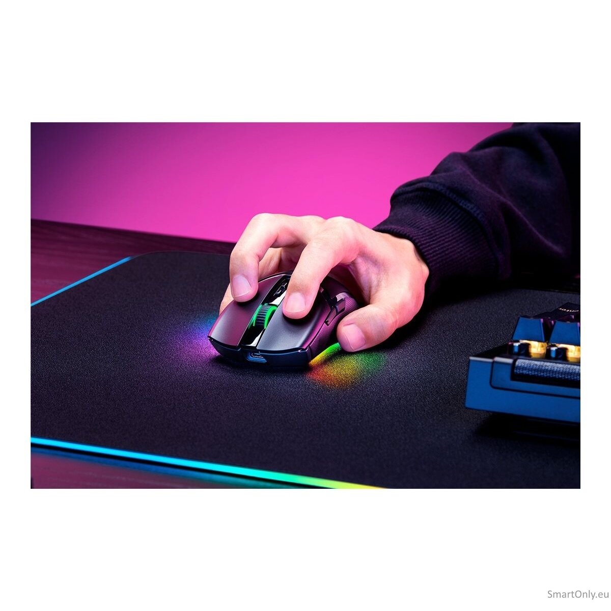 Razer | Cobra Pro | Wireless | Wireless (2.4GHz and Bluetooth) | Black | Yes 14 Razer | Cobra Pro | Wireless | Wireless (2.4GHz and Bluetooth) | Black | Yes 14