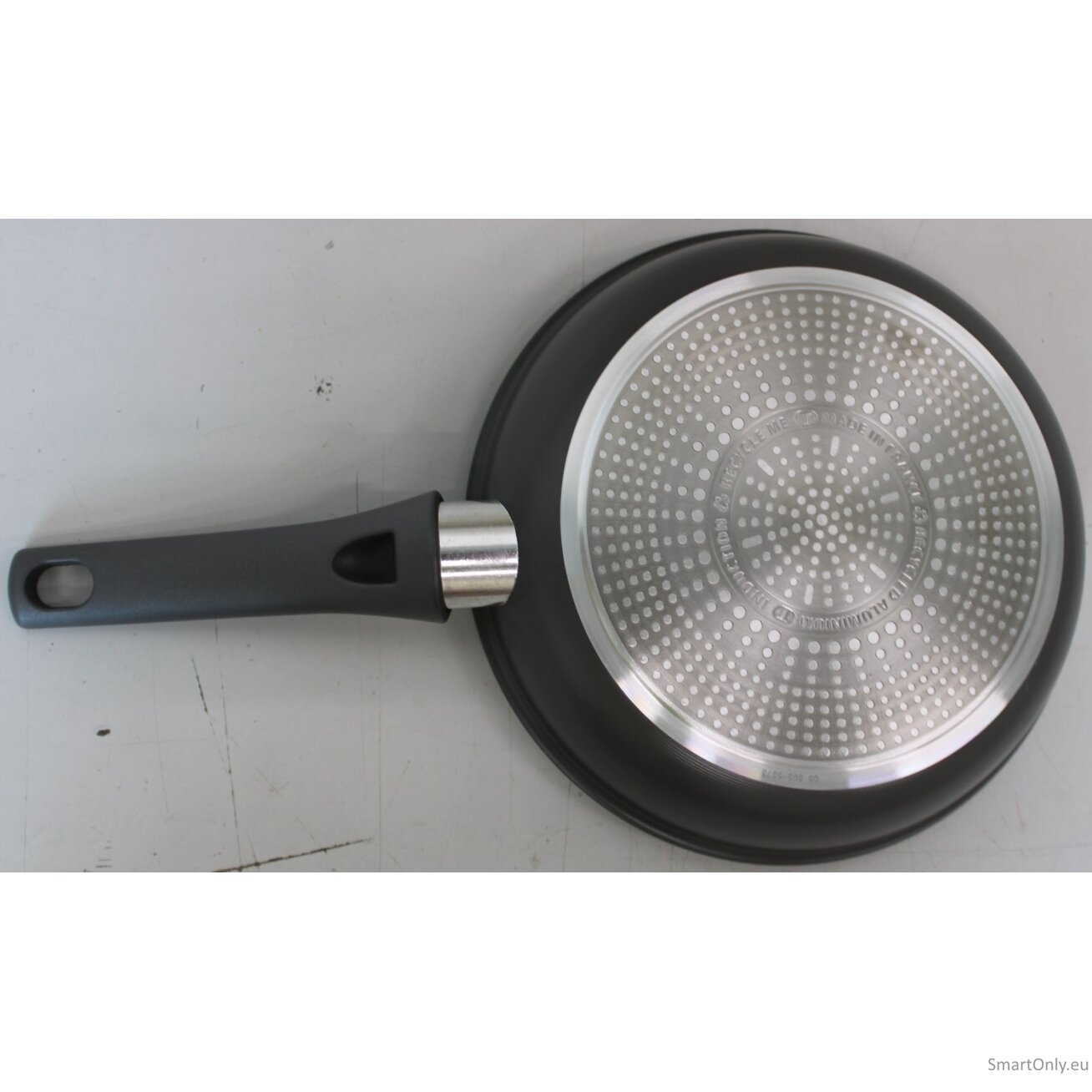 SALE OUT. Tefal C4260443 Renewal 24 cm Grey Induction Frypan | TEFAL Pan | C4260443 | Frying | Diameter 24 cm | Suitable for induction hob | Fixed handle | Grey | DAMAGED PAINT 2