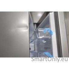 SALE OUT.  LI9 S1E S | Refrigerator | Energy efficiency class F | Free standing | Combi | Height 201.3 cm | Fridge net capacity 261 L | Freezer net capacity 111 L | 39 dB | Silver | DENTS ON SIDE, SCRATCHED PAINT, BROKEN DOOR SHELF, CURVED BACK TUBE GRID