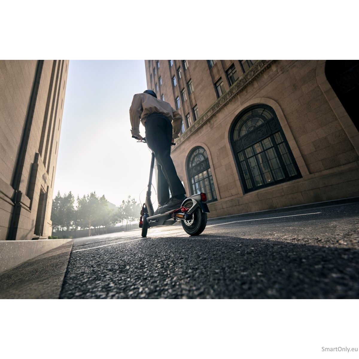 Segway | F3 E | eKickScooter | 1000 W | Up to 25 km/h | 10 " | Black 8 Segway | F3 E | eKickScooter | 1000 W | Up to 25 km/h | 10 " | Black 8