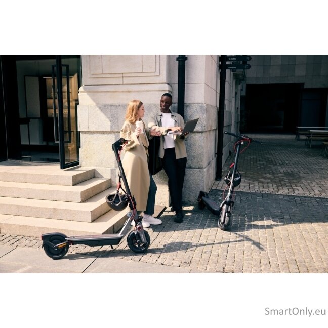 Segway | F3 Pro E | eKickScooter | Up to 25 km/h | 10 " | Black 7 Segway | F3 Pro E | eKickScooter | Up to 25 km/h | 10 " | Black 7
