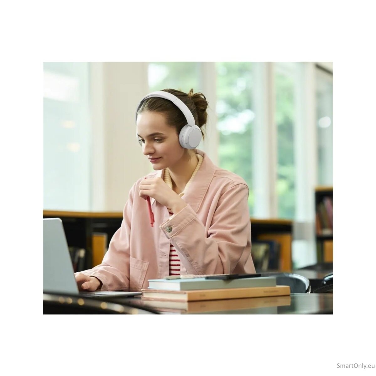 Sony WH-CH530 Wireless Bluetooth Headphones - White | Sony 9