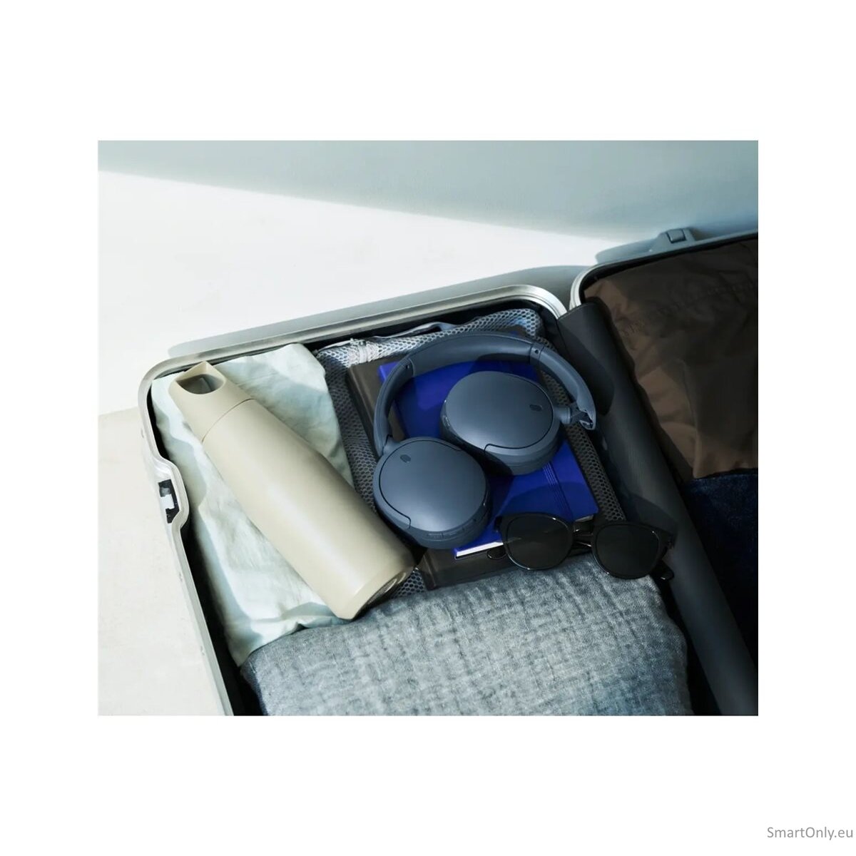 Sony WH-CH730N | Bluetooth | Over-Ear | Microphone | Blue 12 Sony WH-CH730N | Bluetooth | Over-Ear | Microphone | Blue 12