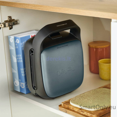 TEFAL | Sandwich and Waffle Maker | Snack Colletion | 700 W | Number of plates 2 | Ceramic coating | Black 2 TEFAL | Sandwich and Waffle Maker | Snack Colletion | 700 W | Number of plates 2 | Ceramic coating | Black 2
