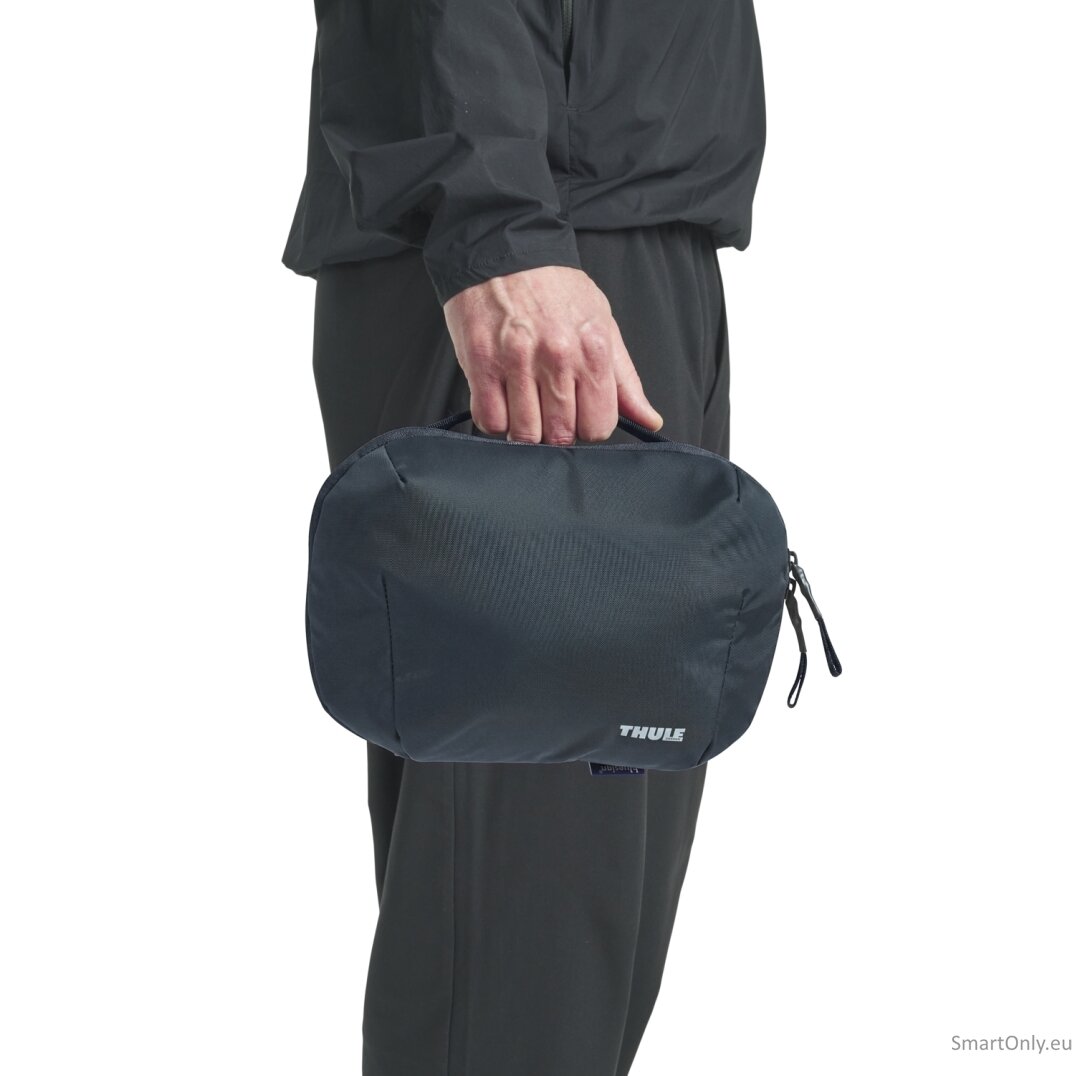 Thule Travel Kit | EnRoute | Toiletry | Darkest Blue 8 Thule Travel Kit | EnRoute | Toiletry | Darkest Blue 8