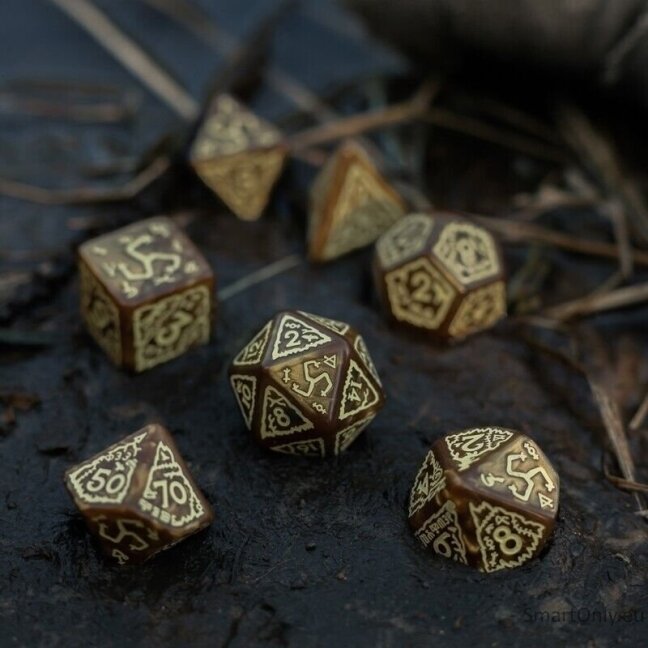The Witcher Crones - Weavess kauliukų rinkinys Q-workshop 2 The Witcher Crones - Weavess kauliukų rinkinys Q-workshop 2