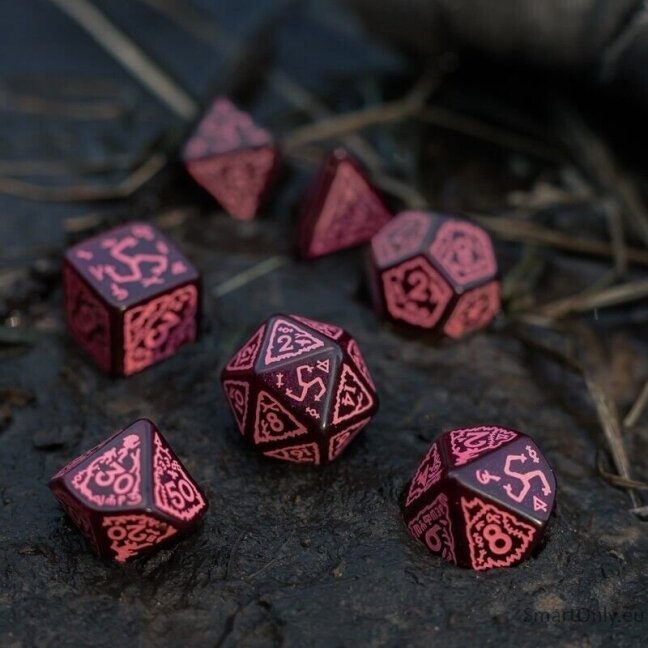 The Witcher Crones - Whispess kauliukų rinkinys Q-workshop 2 The Witcher Crones - Whispess kauliukų rinkinys Q-workshop 2