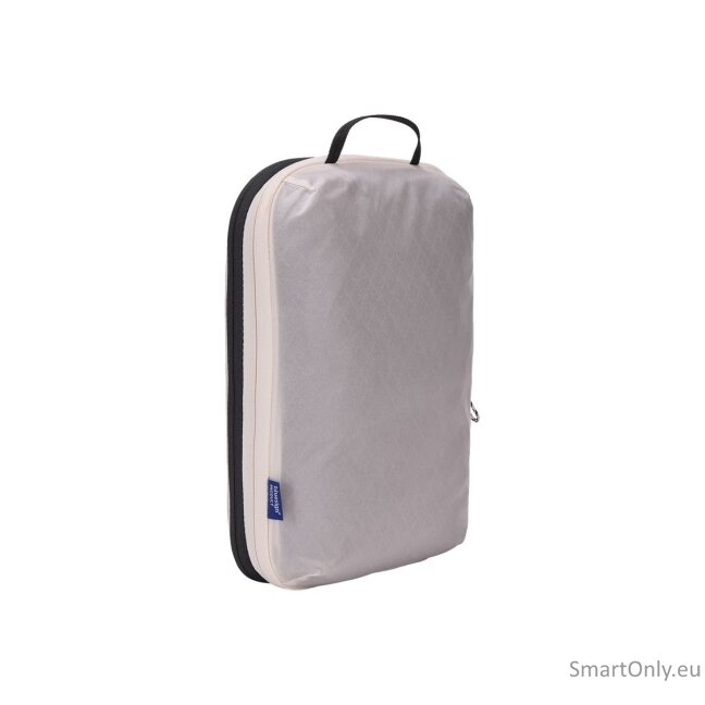 Thule | Compression Packing Cube Medium | White 9 Thule | Compression Packing Cube Medium | White 9