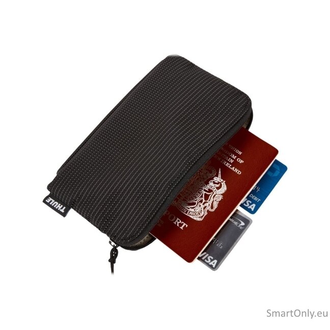 Thule | Travel Organizer | Crossover 2 | 2-in-1 pouch | Black 11 Thule | Travel Organizer | Crossover 2 | 2-in-1 pouch | Black 11