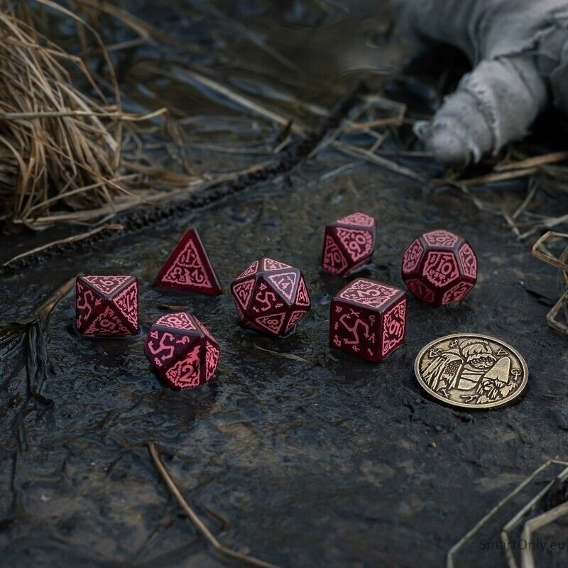 The Witcher Crones - Whispess kauliukų rinkinys Q-workshop 4 The Witcher Crones - Whispess kauliukų rinkinys Q-workshop 4
