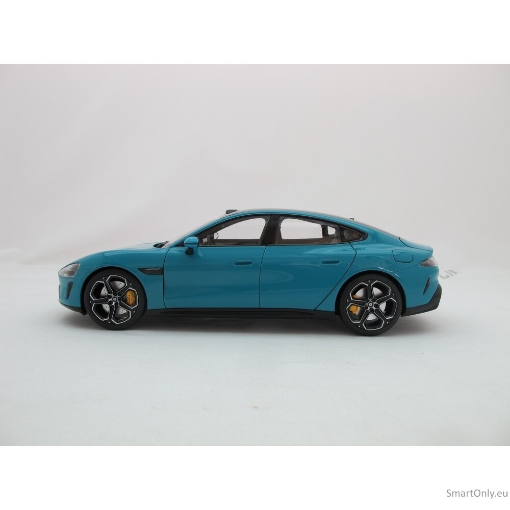 Xiaomi SU7 1/18 Die-cast Model Car Aqua Blue 5